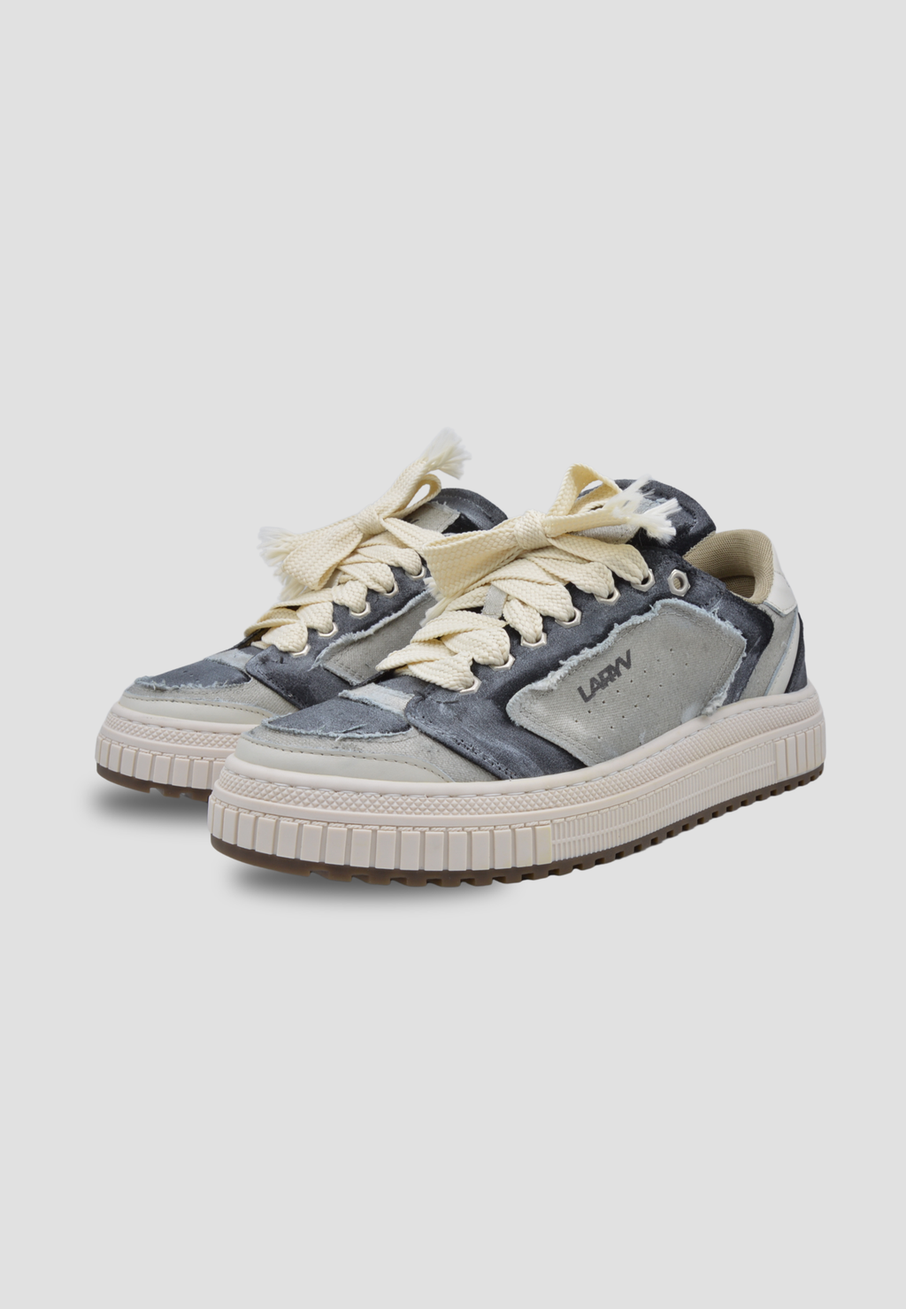 LARYV Glitch low // Grey- Black