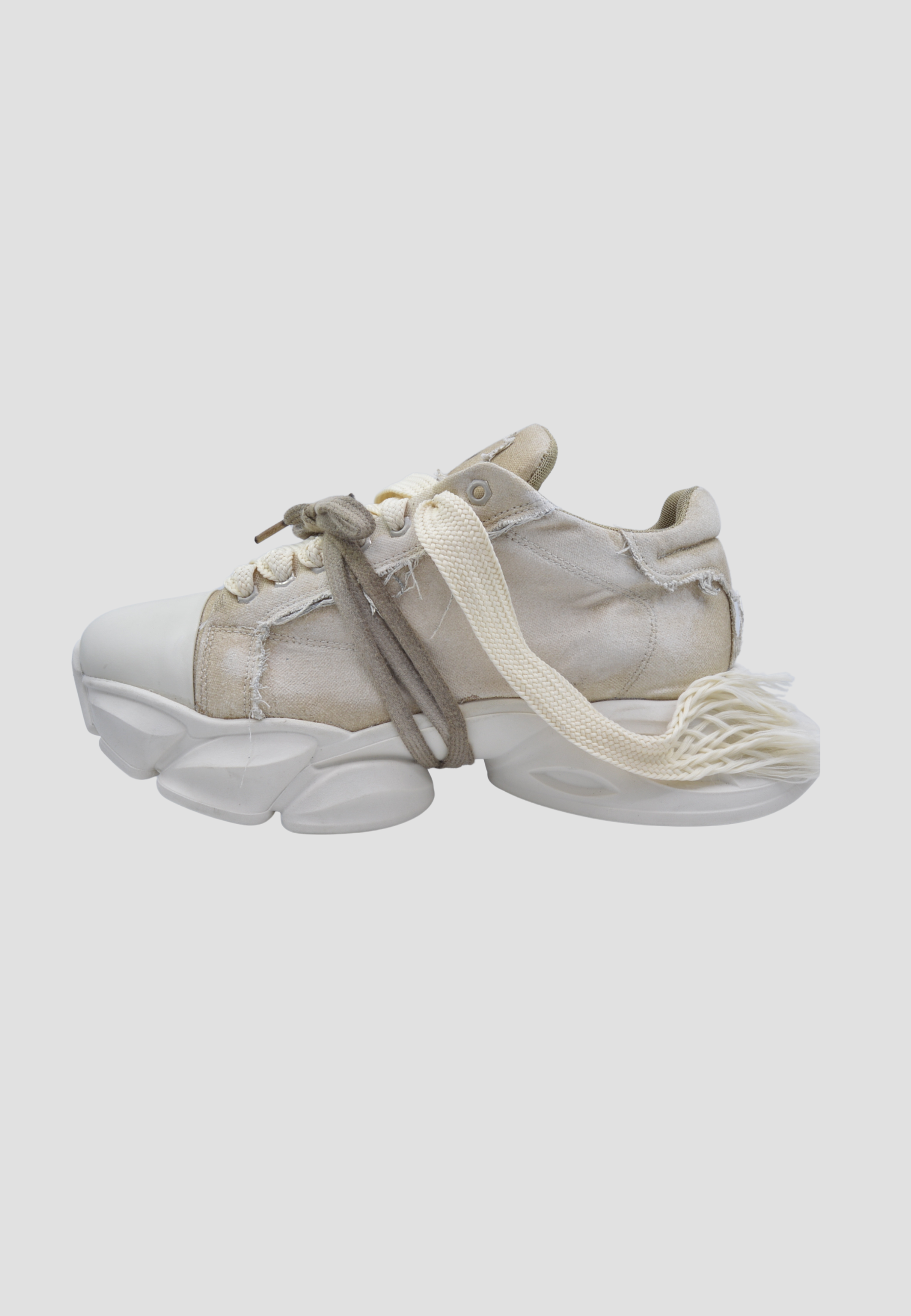 LARYV Fast Low - Beige